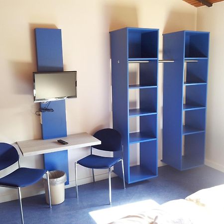 Smart Hostel By Landgasthof Velber 24H7D Seelze Bagian luar foto