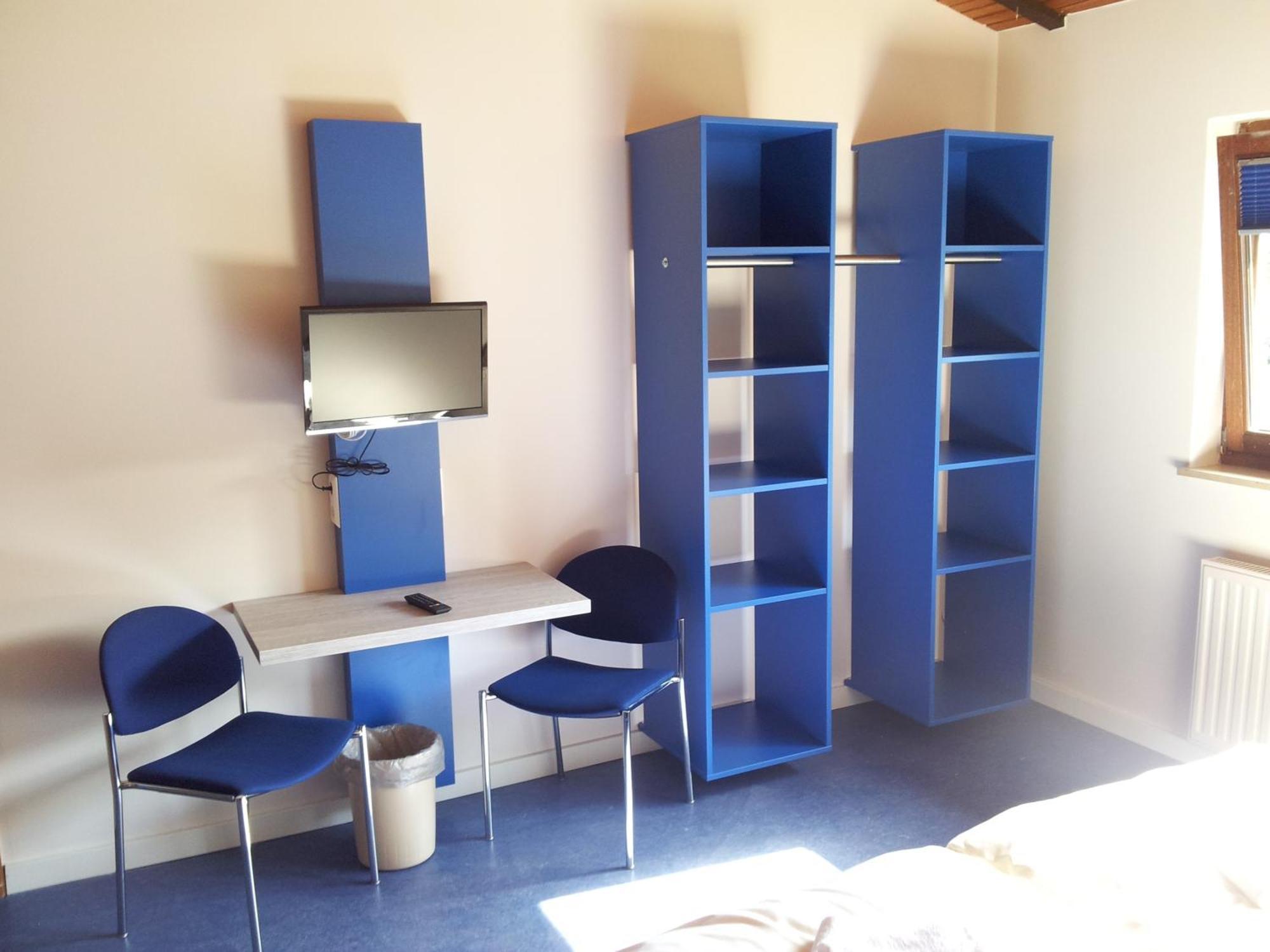 Smart Hostel By Landgasthof Velber 24H7D Seelze Bagian luar foto